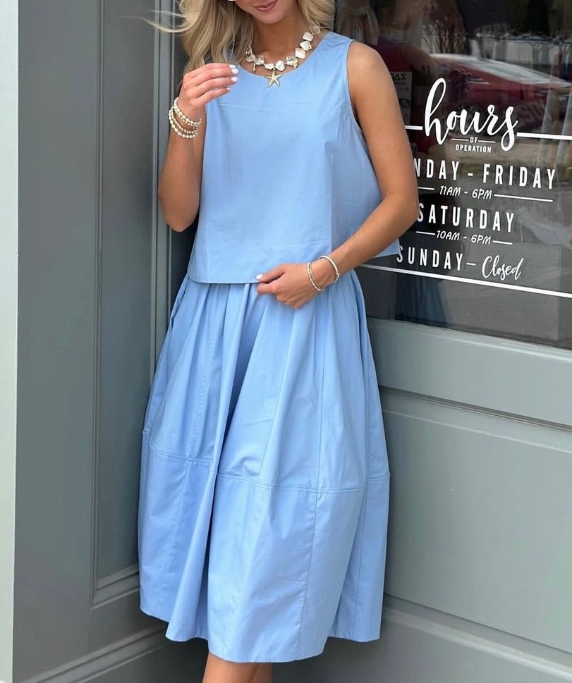 Pleated Poplin Midi skirt - Light Blue