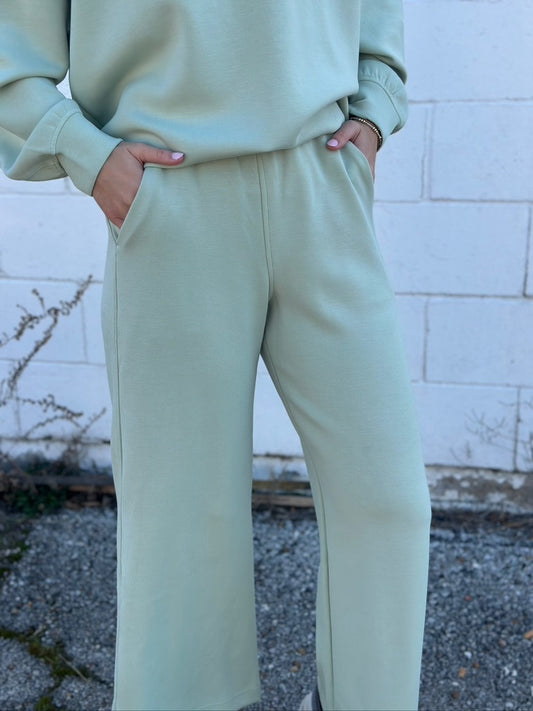 Pistachio Cream Cropped pant