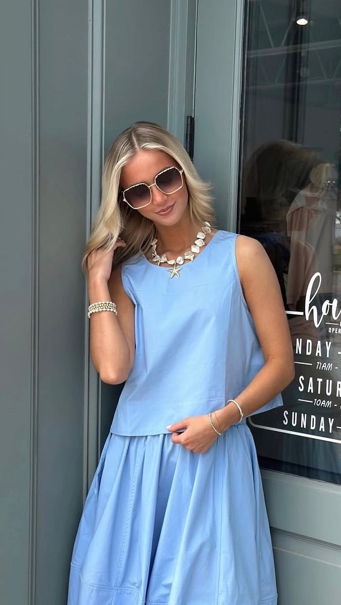 Solid Poplin Sleeveless top - Light Blue